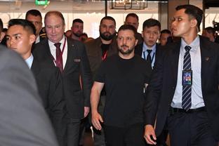 记者：3月8日上午11:00，将召开国足主帅伊万科维奇媒体见面会